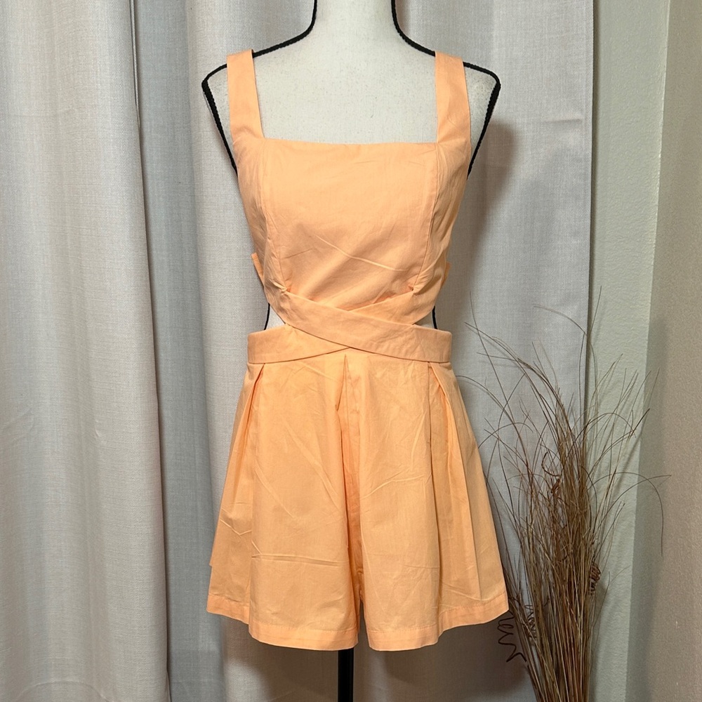 MABLE Short Romper. - Picture 4 of 14